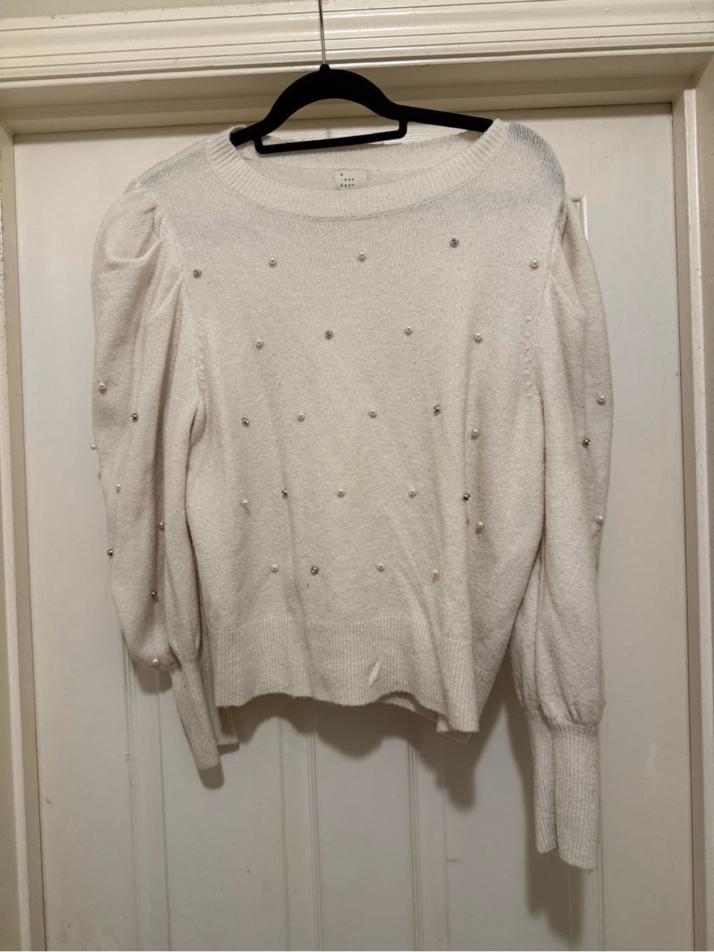 a new day White Pearl-Embellished Scoop Neck Sweater